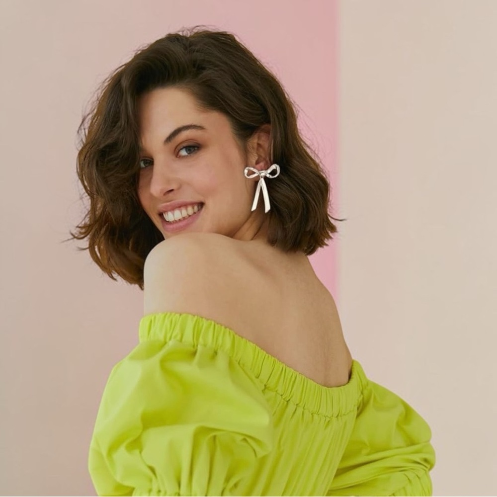 Silver Bow Drop Dangle Earrings, New in Box! - Picture 6 of 16